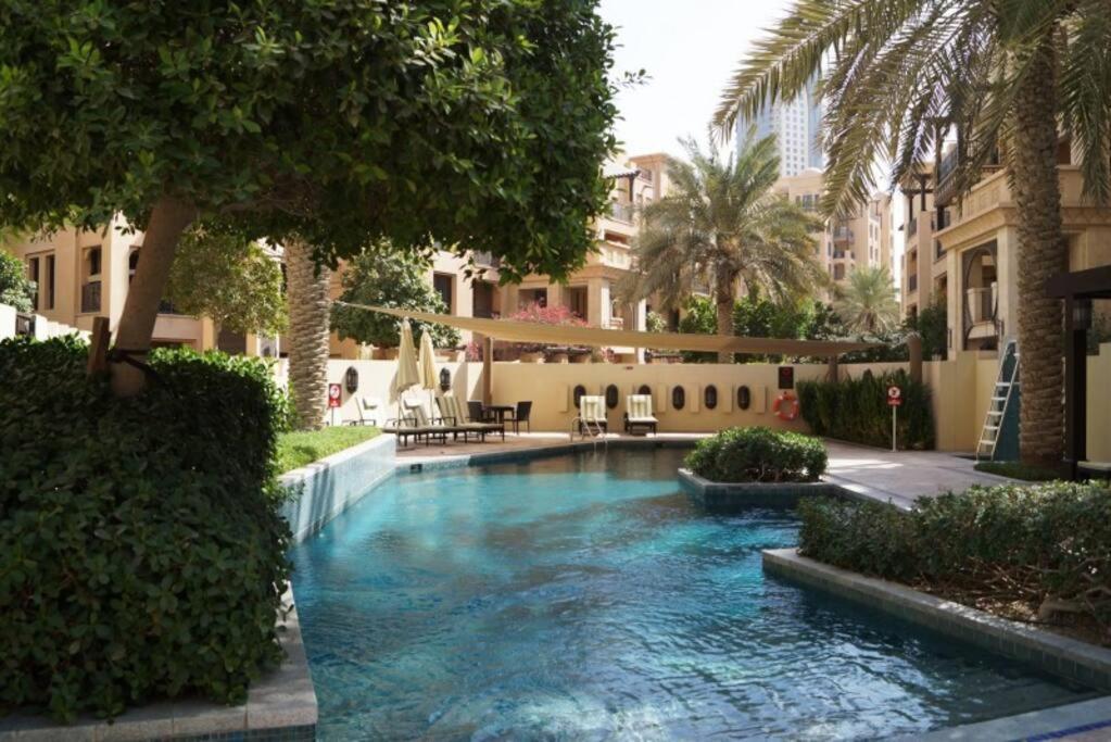 Brand New Furniture . Close To Dubai Mall. Extérieur photo