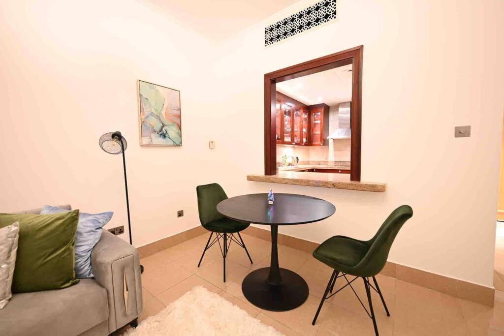 Brand New Furniture . Close To Dubai Mall. Extérieur photo